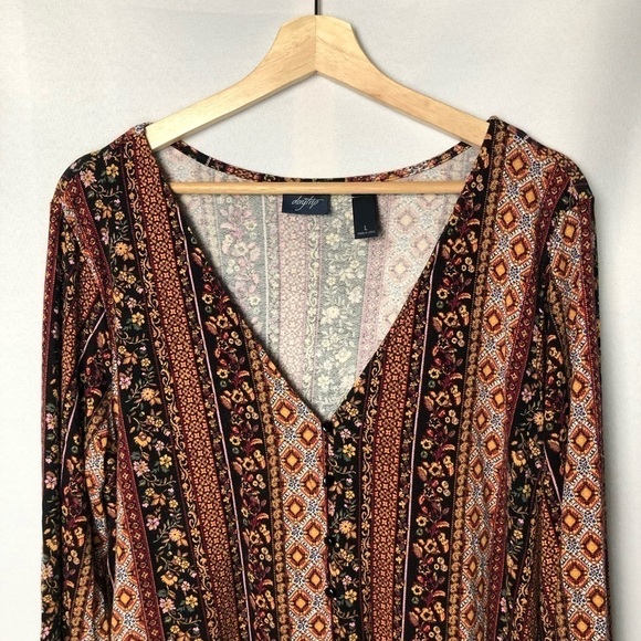 Daytrip Boho Button Down Floral V-Neck Flowy Long Sleeve Top L - Picture 3 of 13